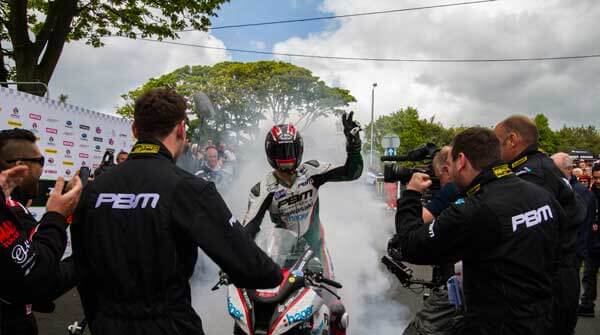 RL360 TT Superstock Race winner Ian Hutchinson celebrates his victory